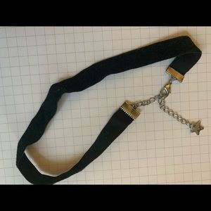 Velvet choker